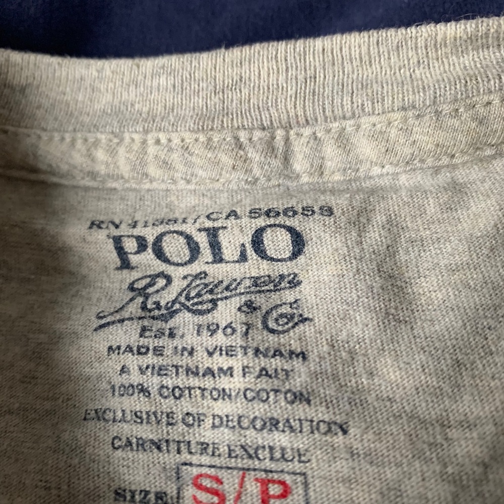 Ralph lauren grey t-shirt - Picture 3 of 3
